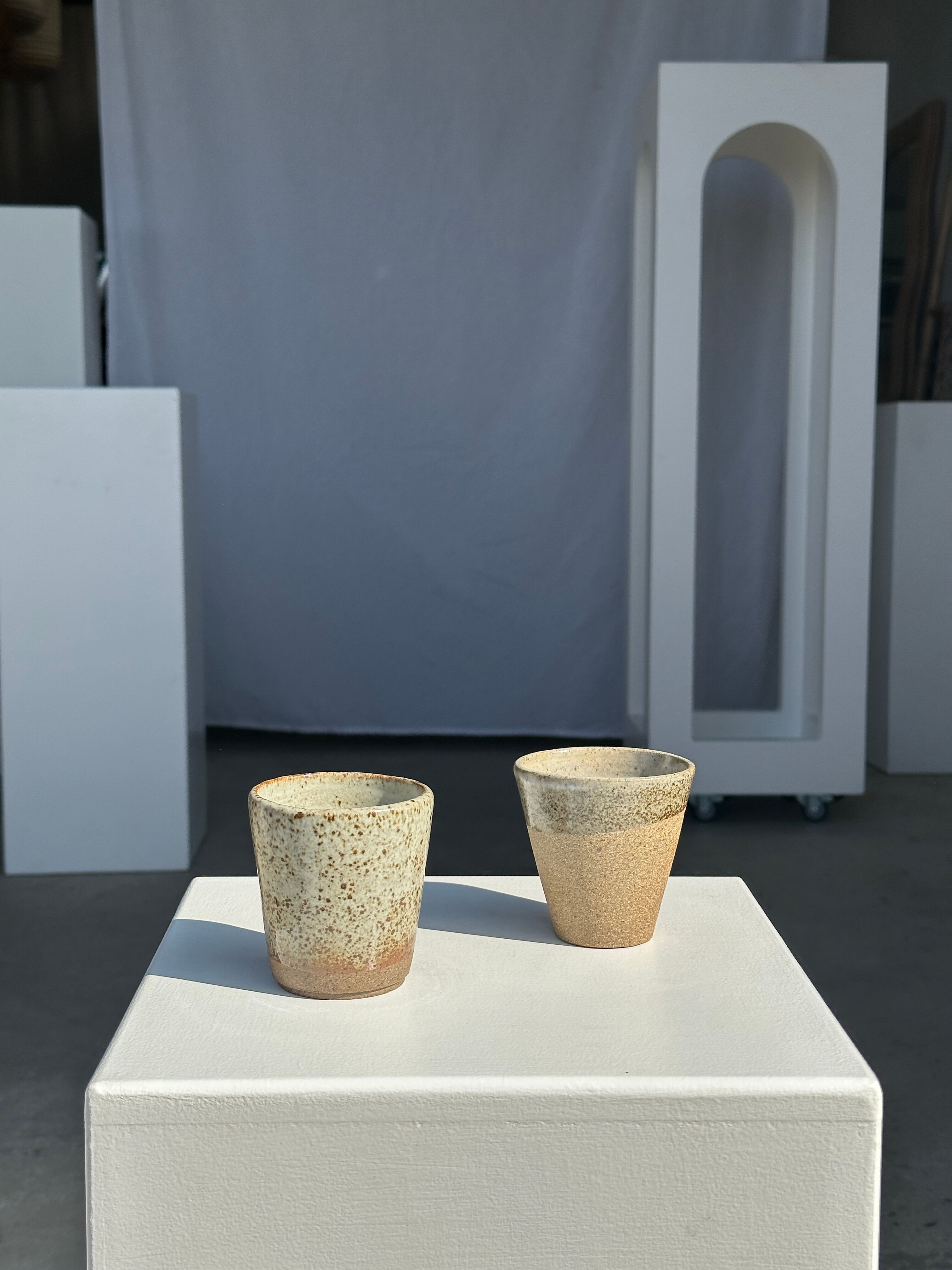 Set of 2 cups in Indonesian ceramic (brown & speckled glazed matte)