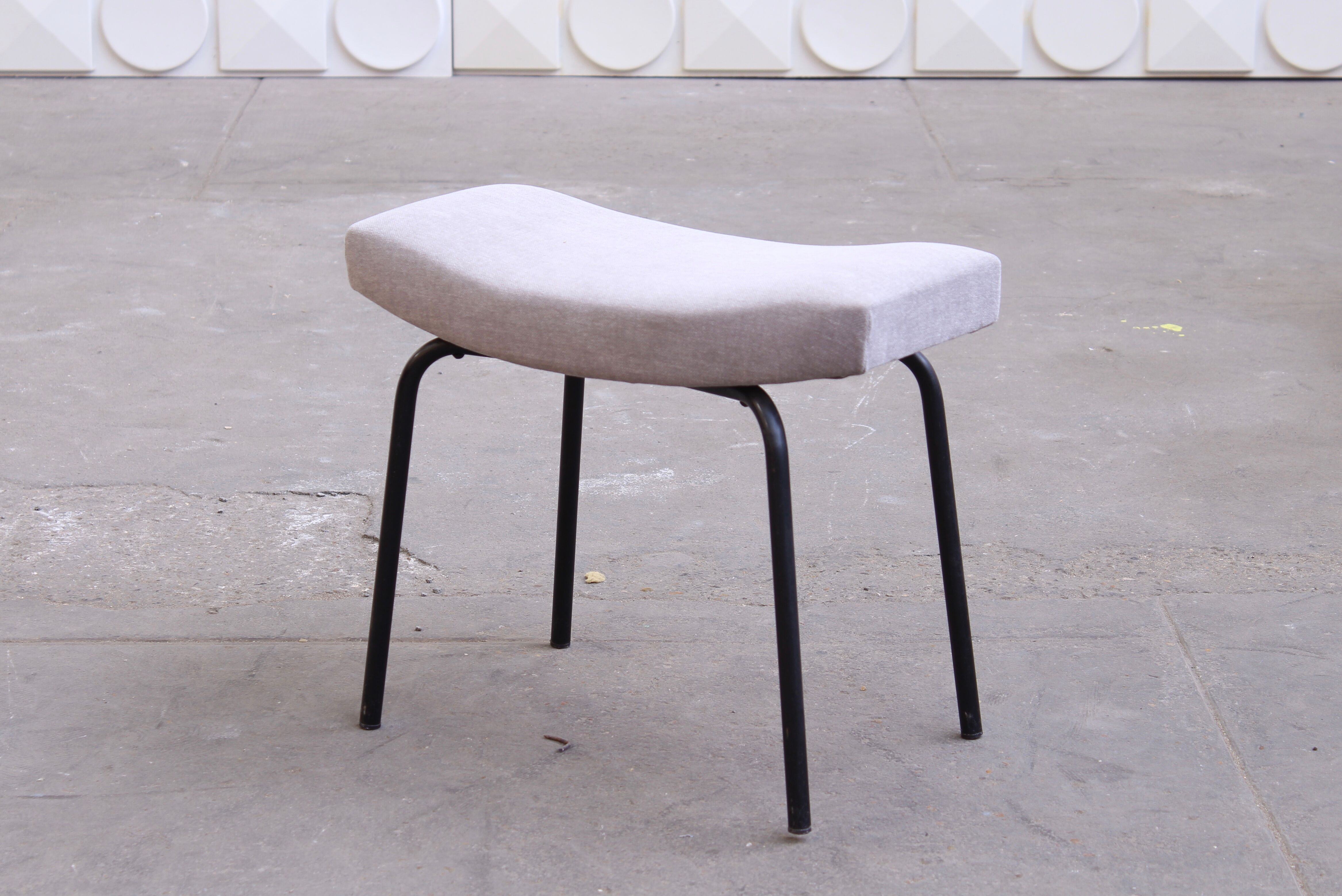 Stool Bull of Pierre Guariche edition Meurop