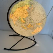 Vintage 1960 globe terrestrial world map Girard Barrère glass - 36 cm