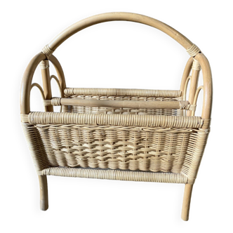 Rattan magazine holder