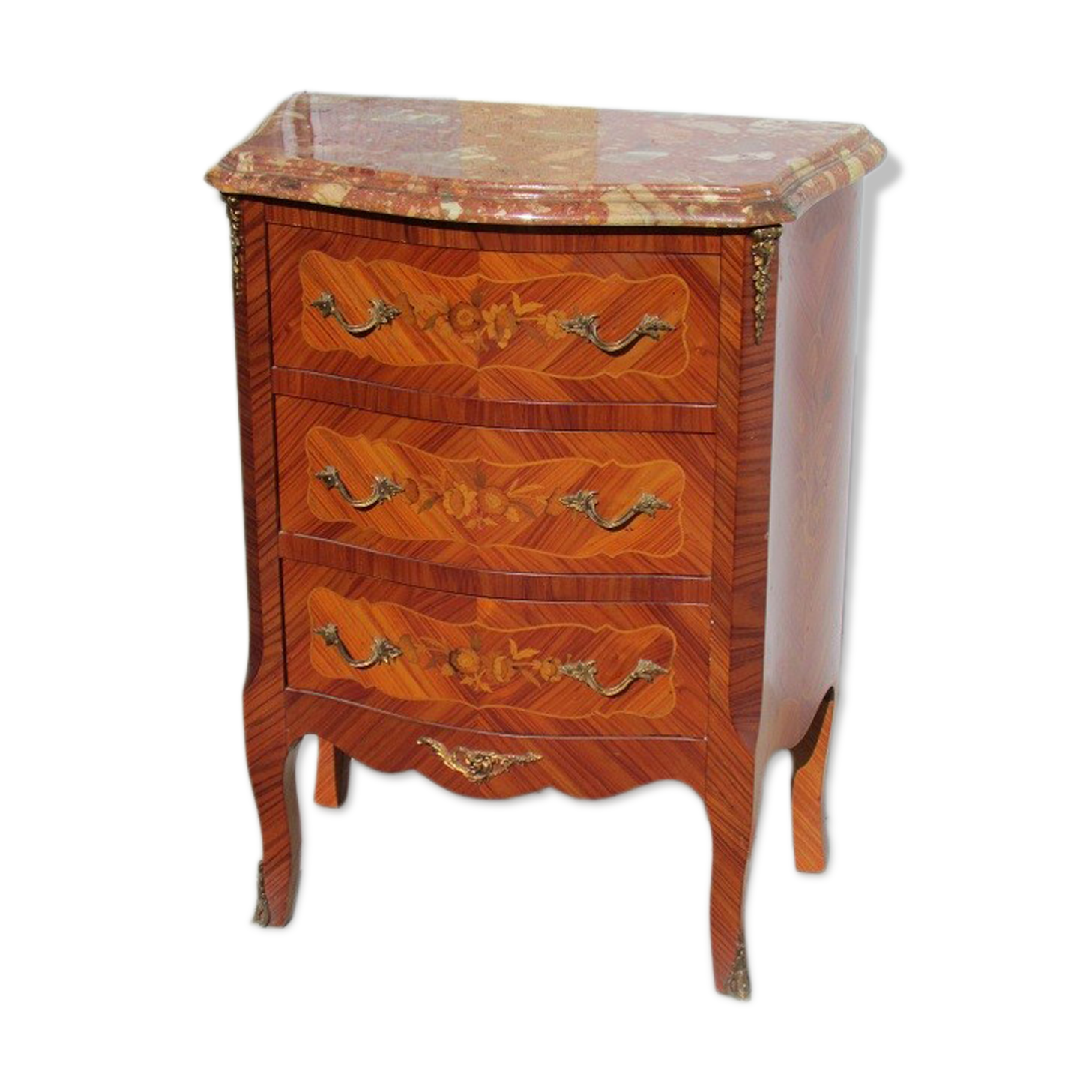 Louis XV dresser