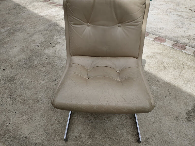 3 armchairs Raphael Raffel