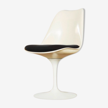 Chaise Tulip par Eero Saarinen pour Knoll International