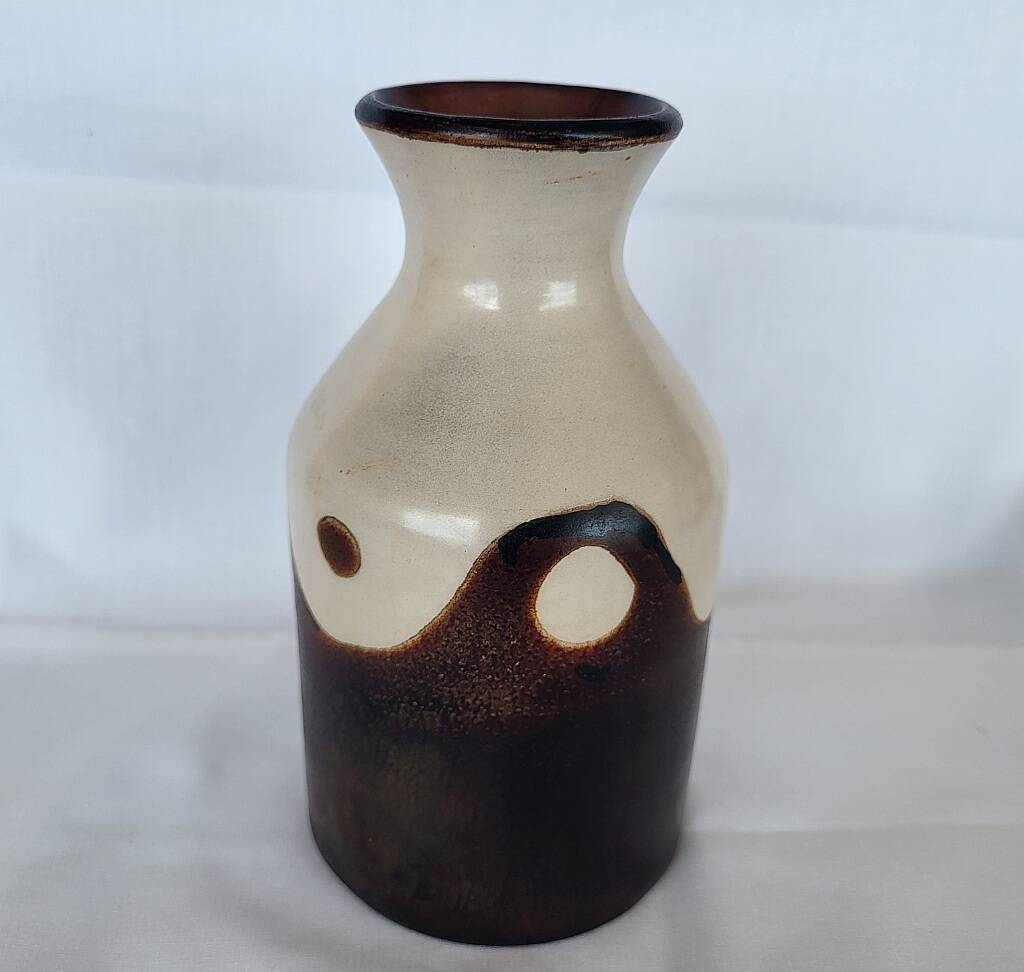 Peruvian Chulucanas Ceramic Vase Brown Beige Signed Vintage
