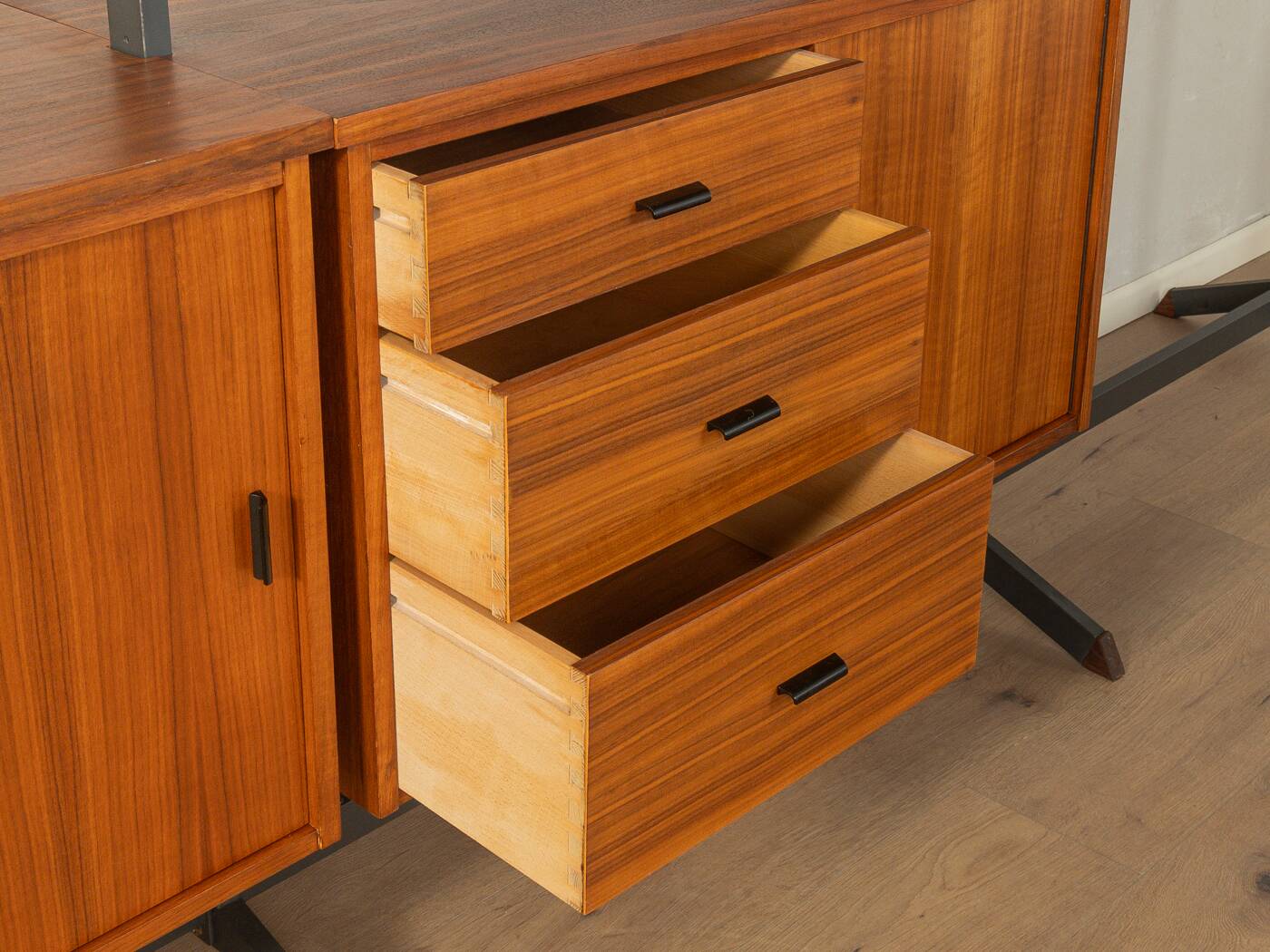 1960s Shelving System | Olof Pira