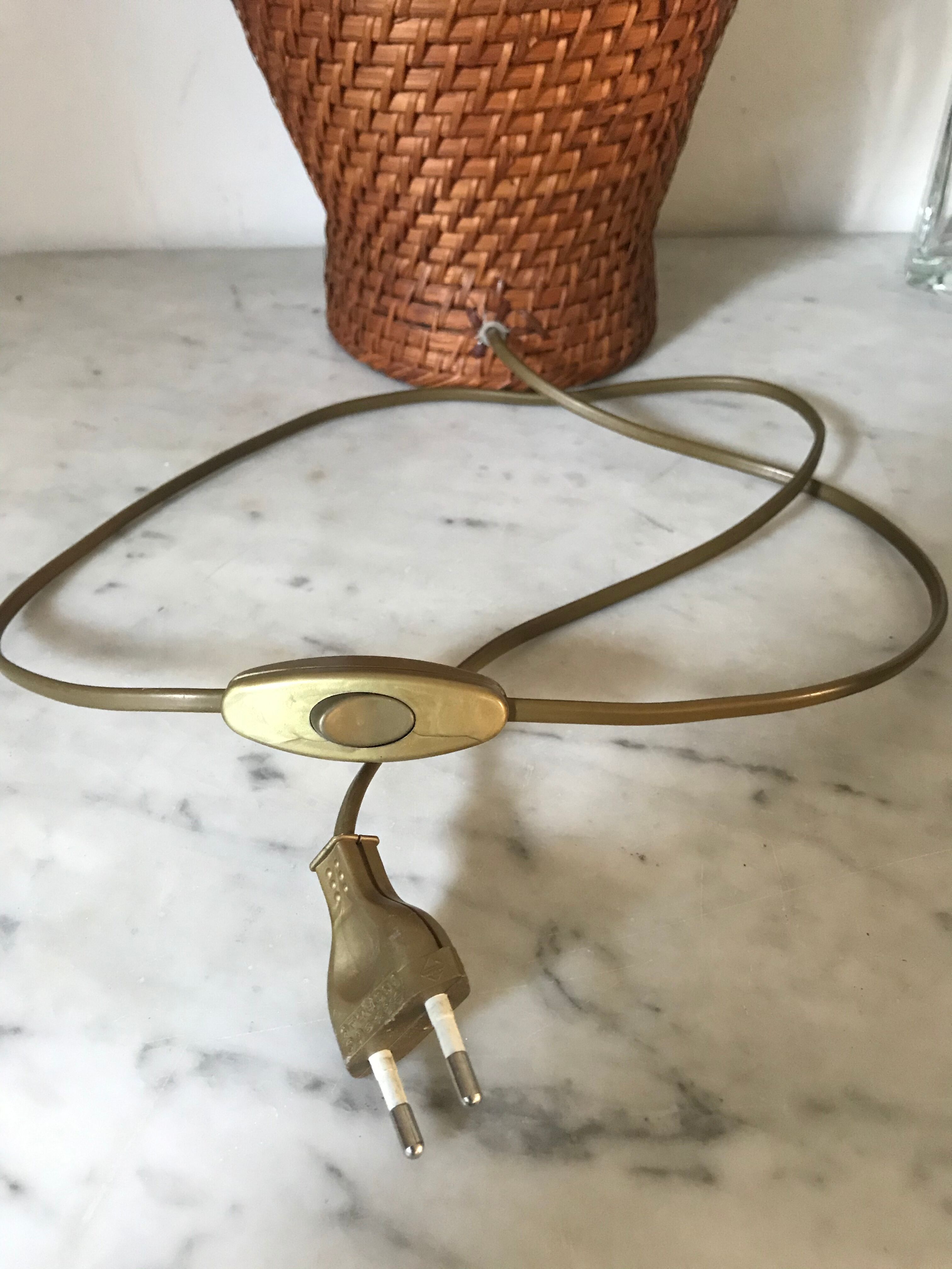 Vintage rattan lamp foot