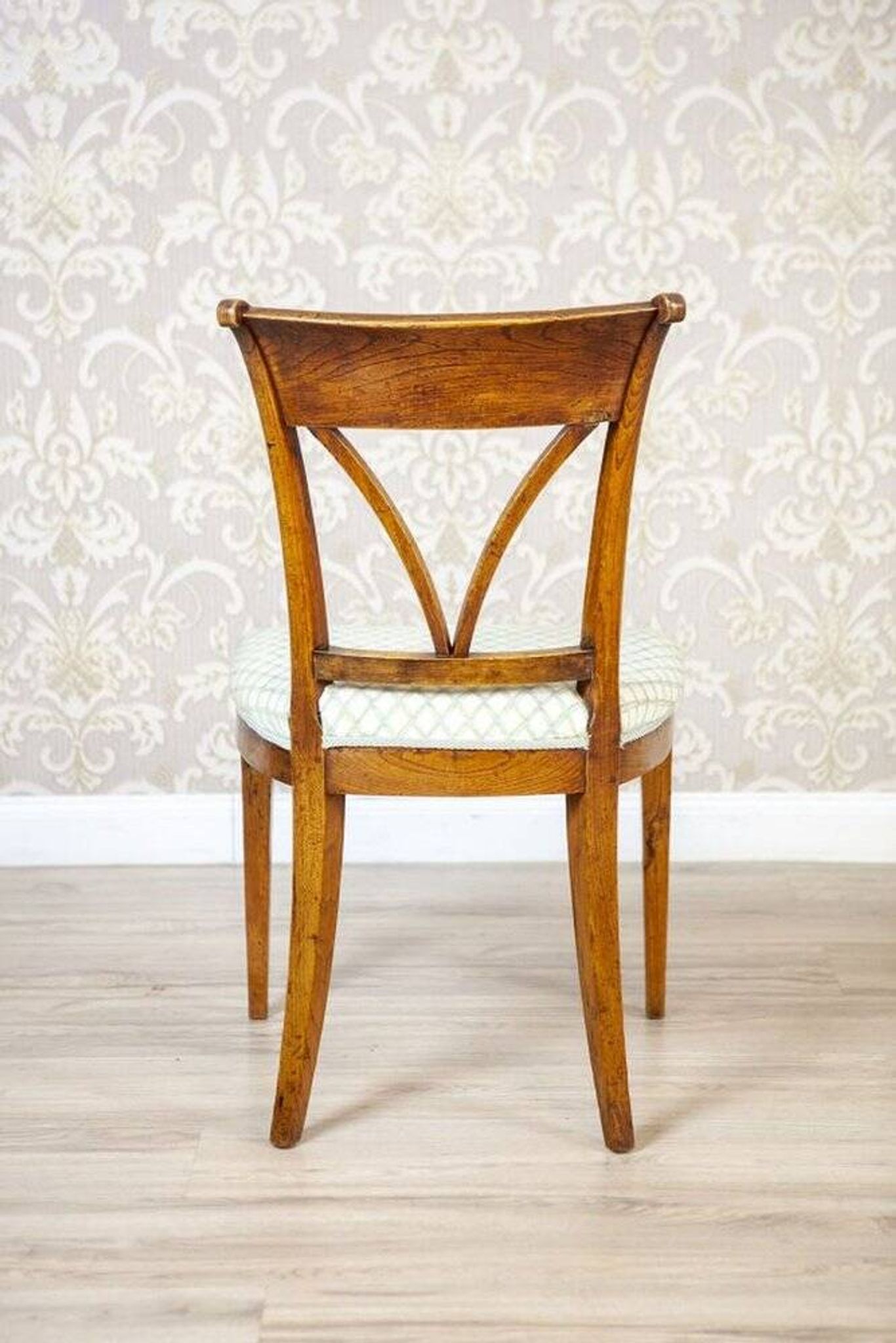 Vintage Elm Chairs in White Upholstery, 1950s, Set of 5