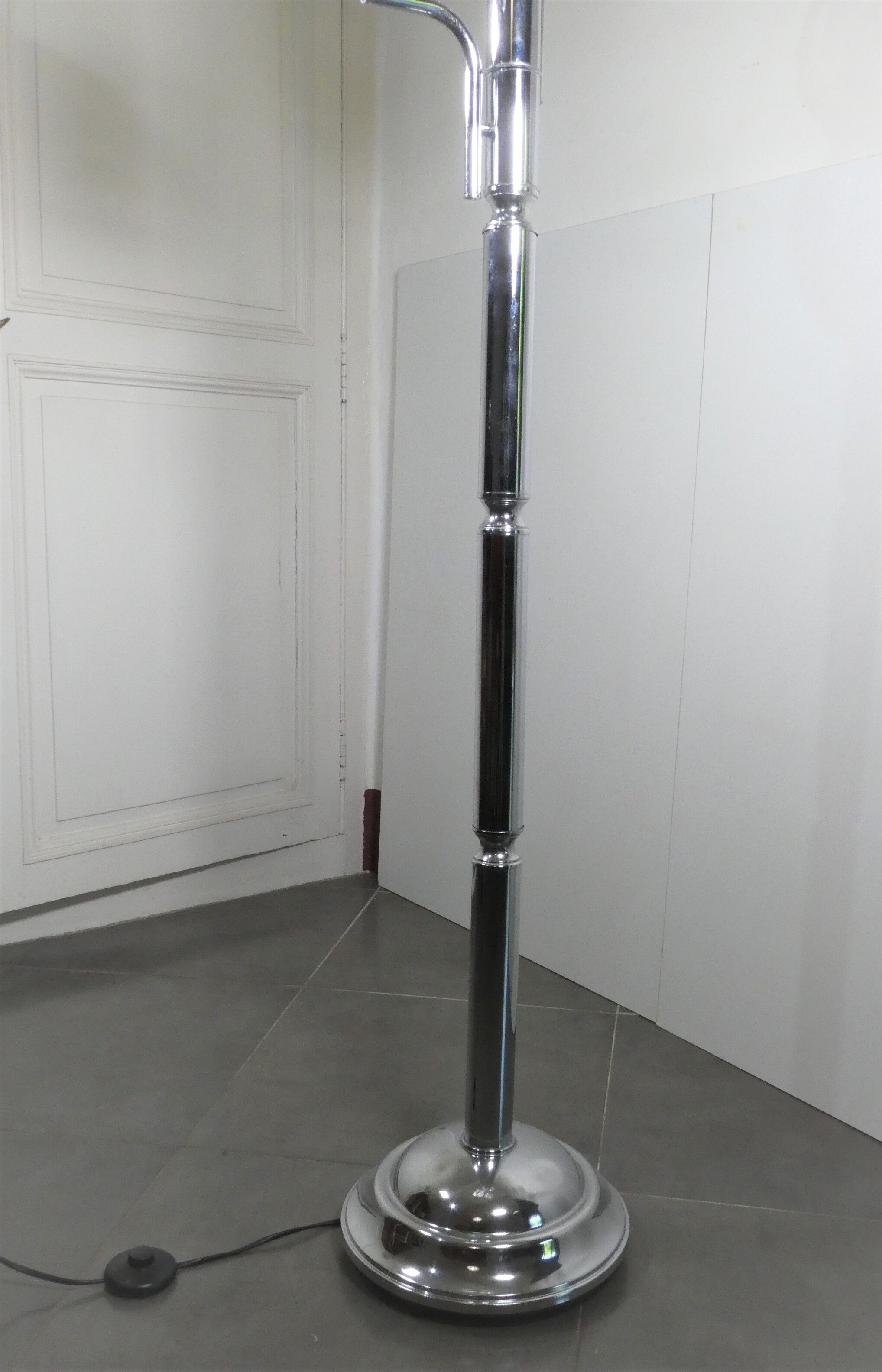 Italian design floor lamp