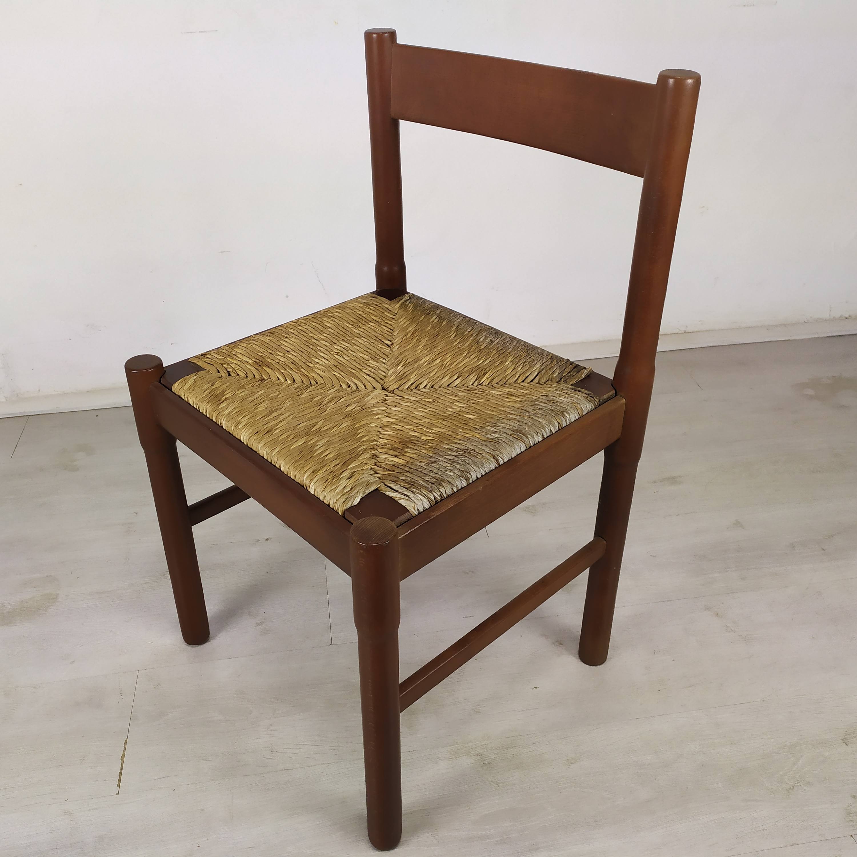 Vintage mulched chairs