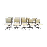 10 chaises