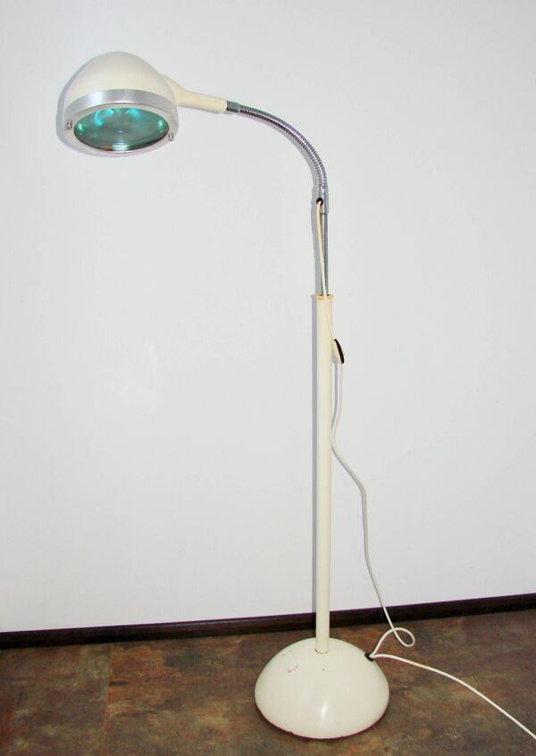 Lampadaire style loft en métal, années 1970