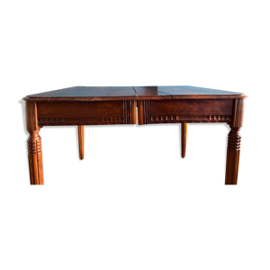 Table ancienne en bois massif vernis