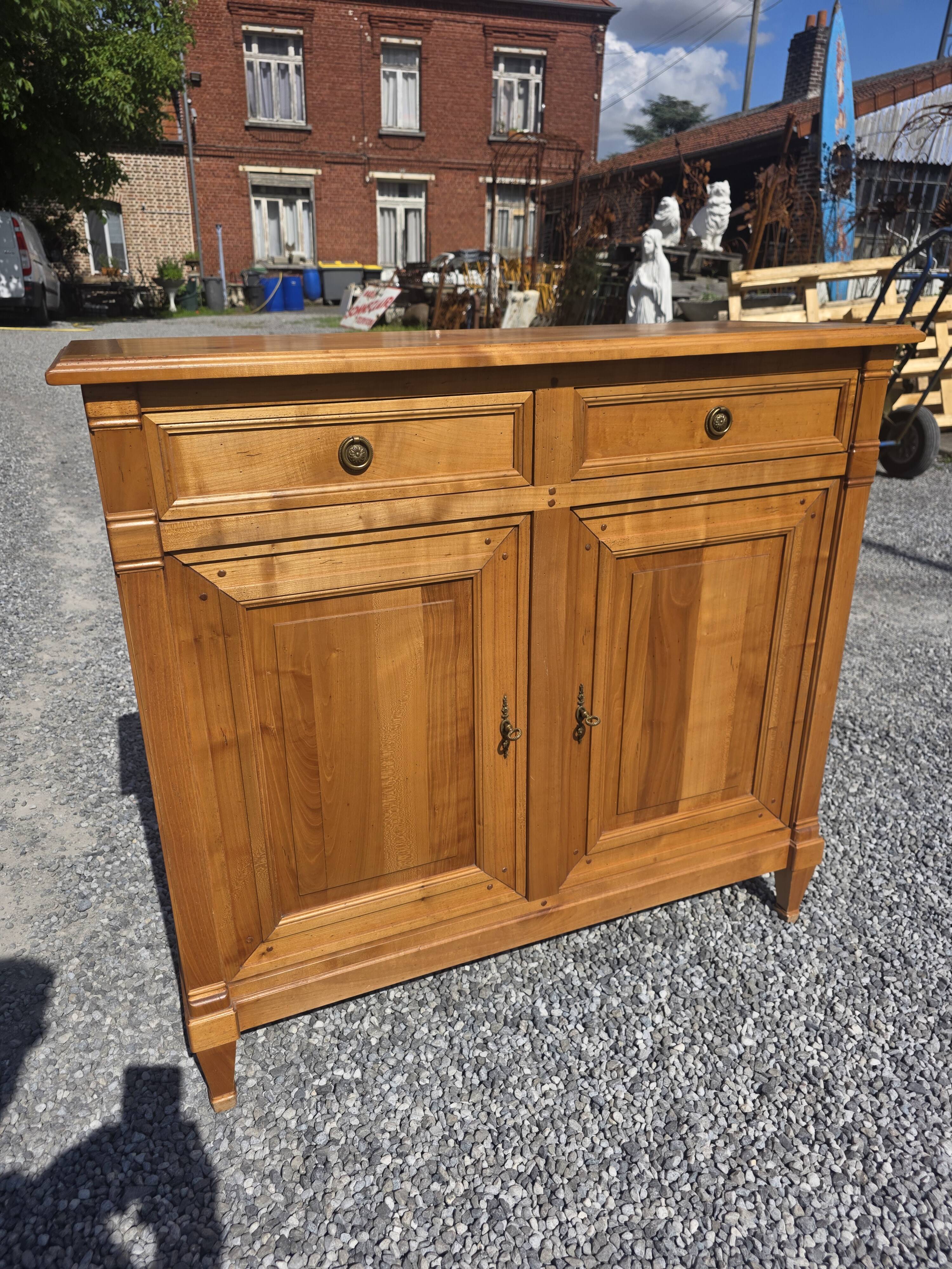 Louis XVI style buffet in solid cherry wood from the mid-20th century.