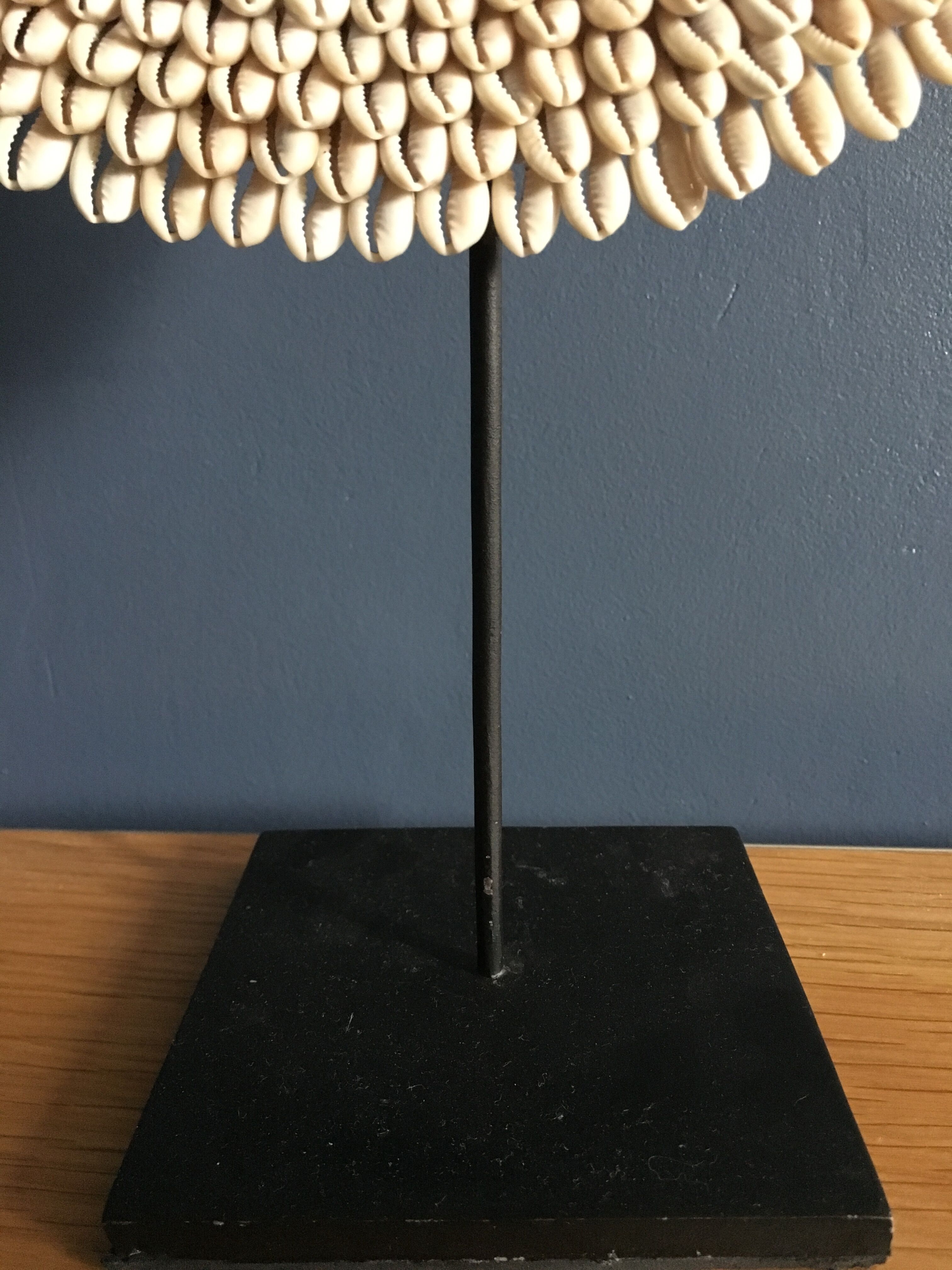 Sculpture tribal necklace Papou in shells