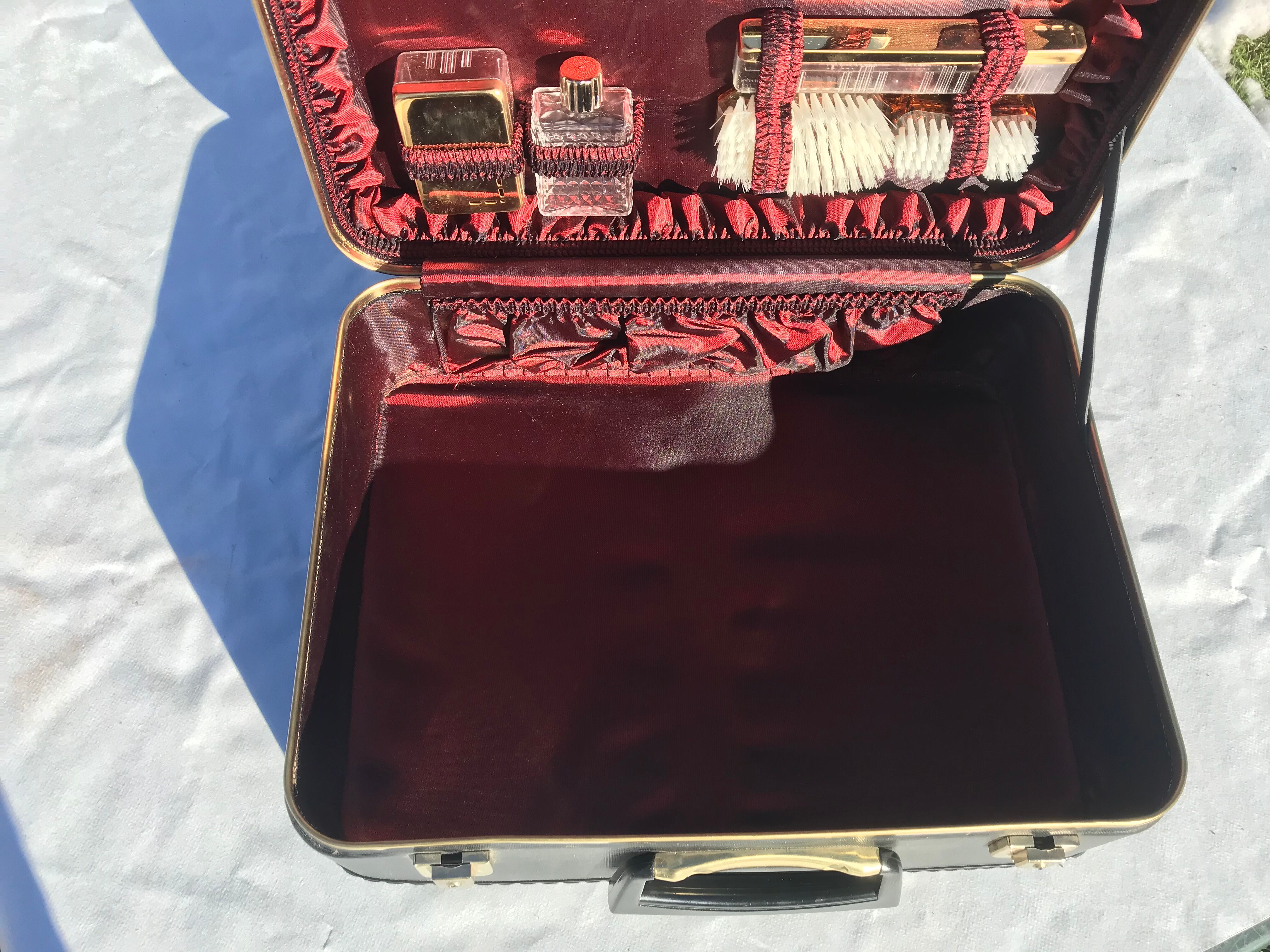 Toilet case 60s