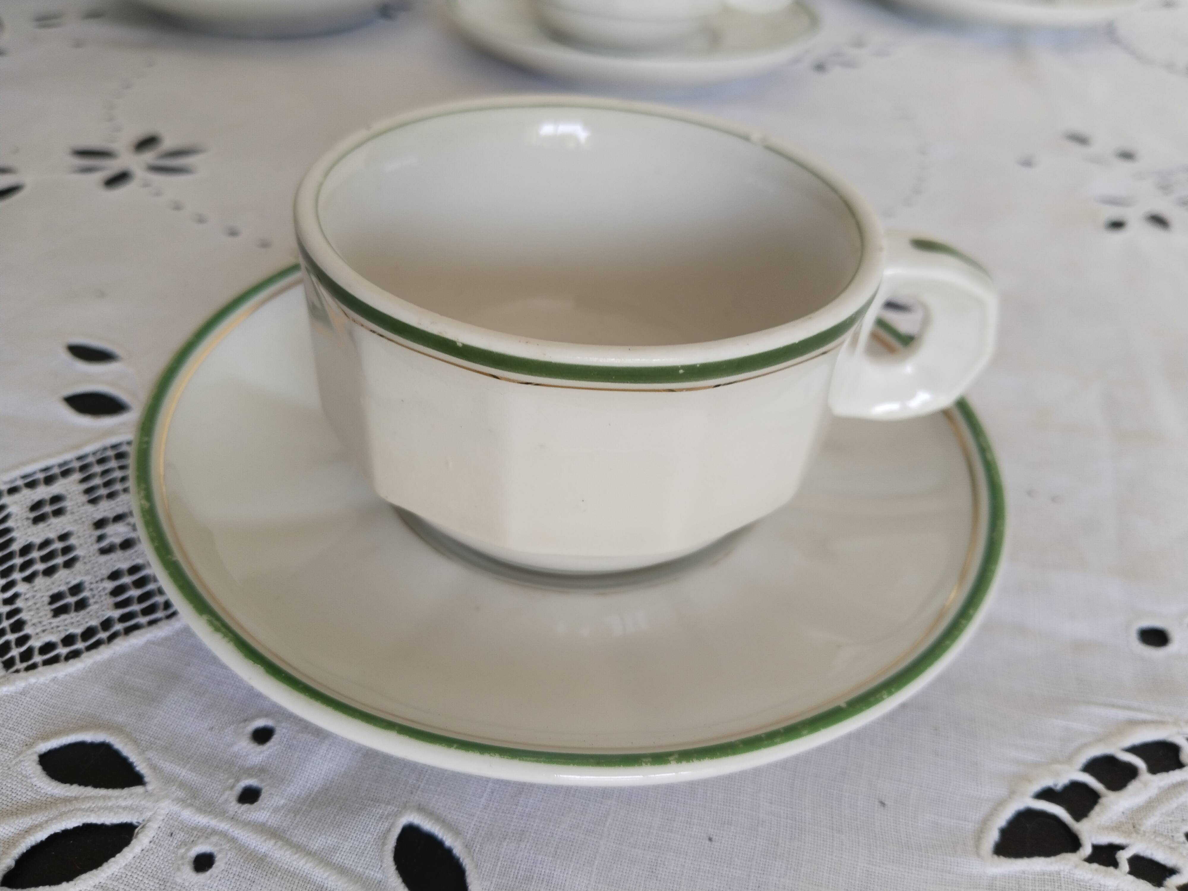 Set of 6 white and green bistro cups, gold rim