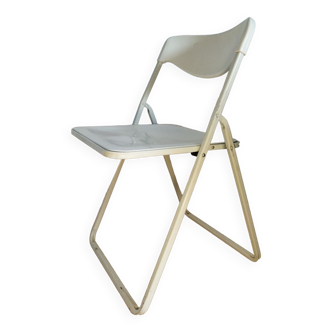 Vintage folding chair