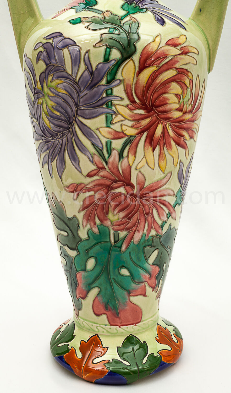 Pair of amphorae Longchamp 1370