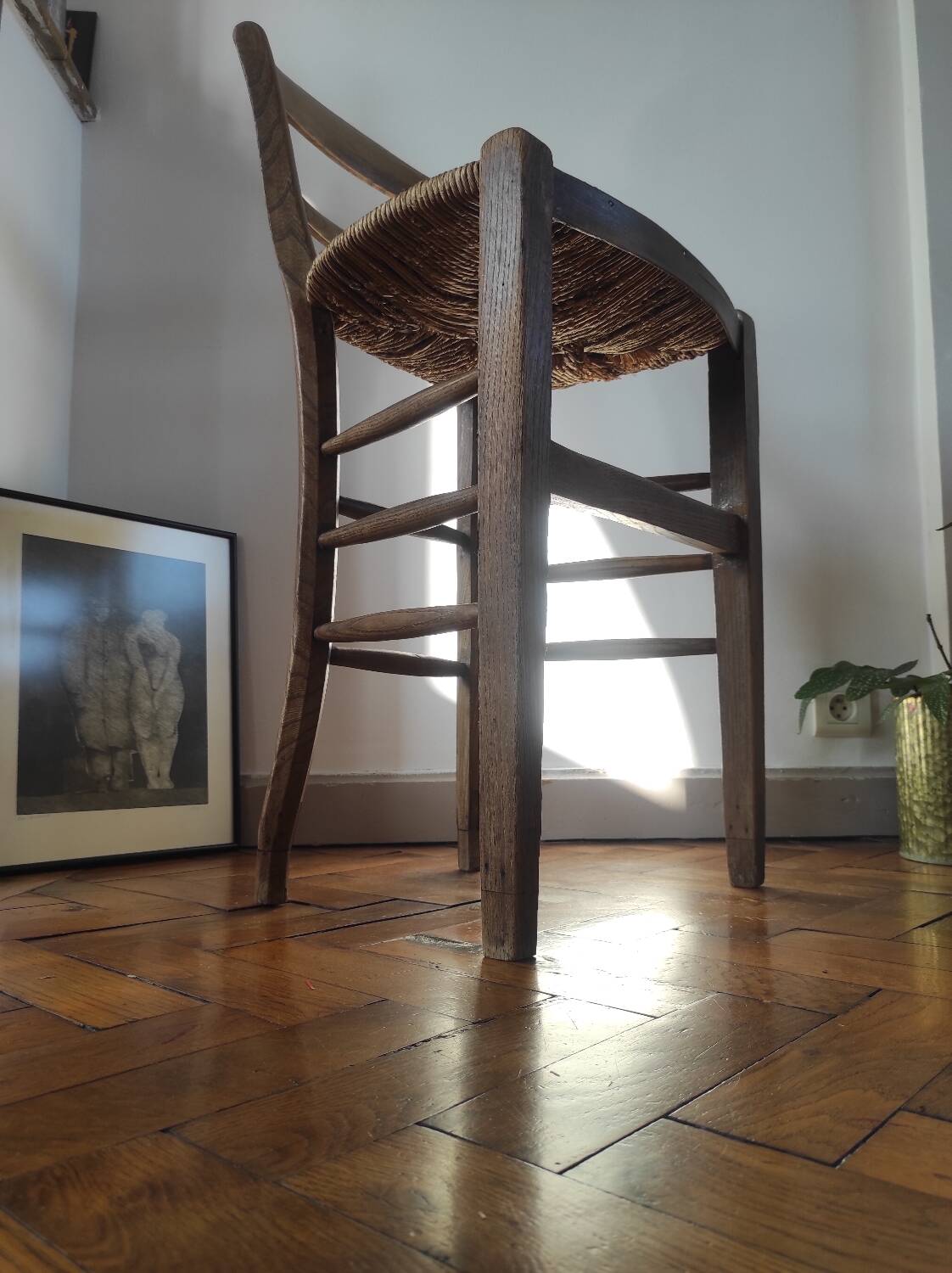 Vintage wooden and straw bar stool — Brutalist Style / Perrian