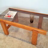 Coffee table in solid elm and smoked glass of the 1970s