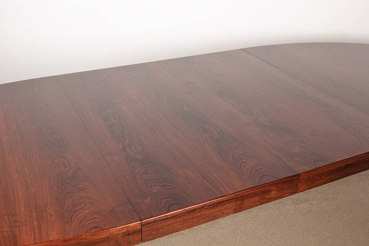 Table de repas, ovale, extensible, Danoise en Palissandre, Harry Østergaard