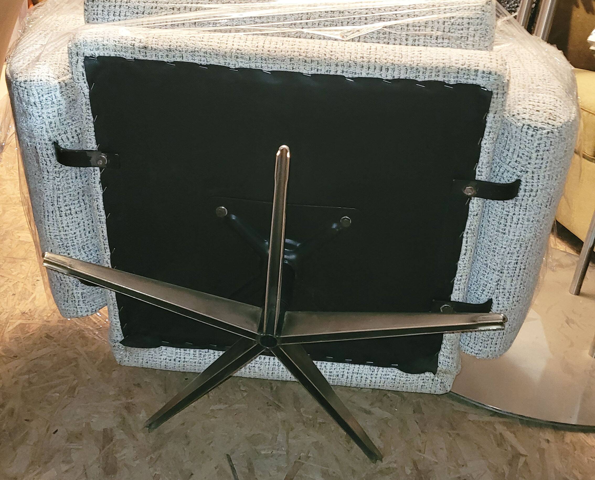 Swivel chair, Italian design, 1970s, produced in Italy