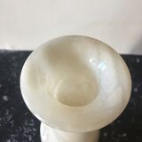 Vase in unbleached white marble with engraved flowers
