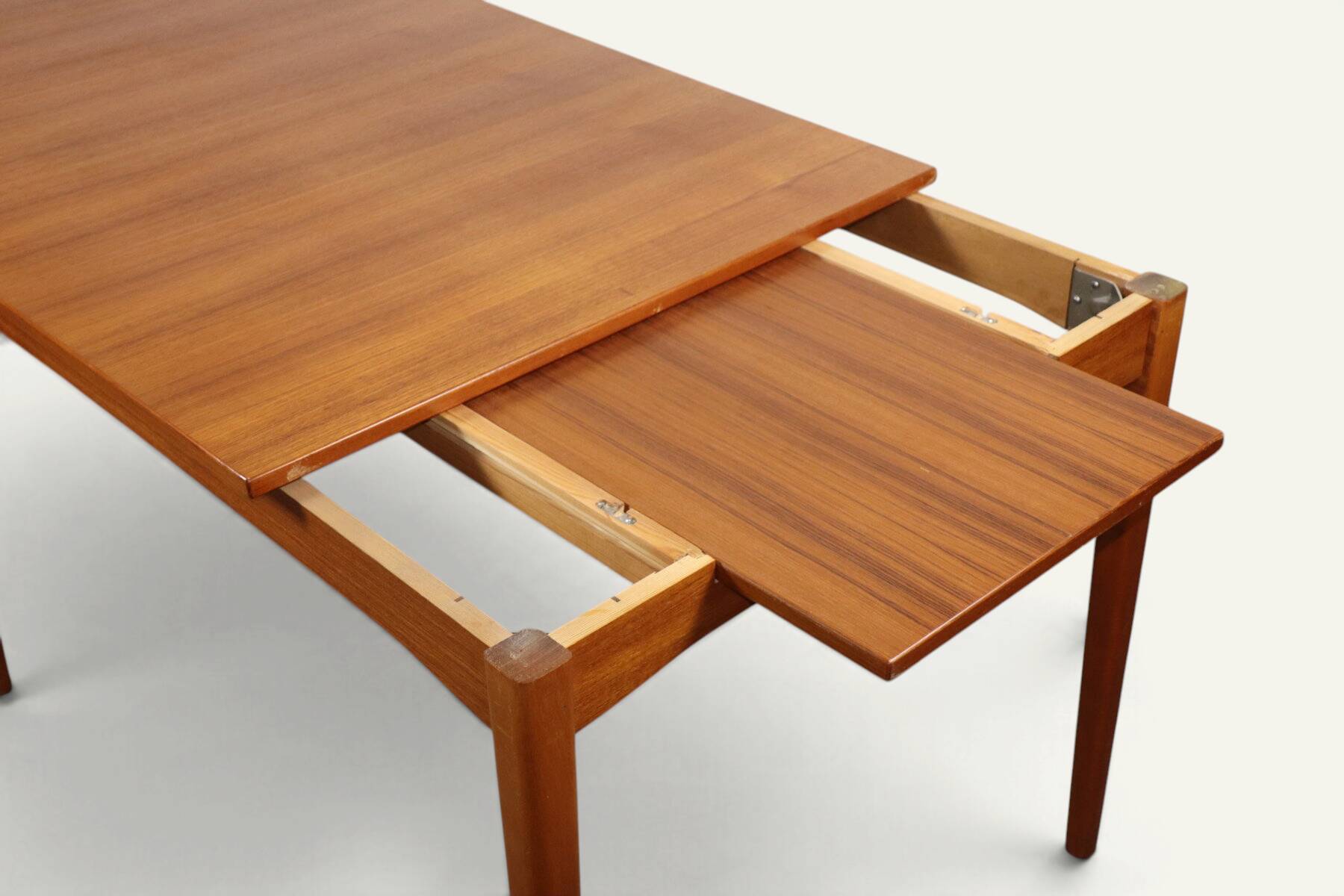 Rectangular extendable dining table in Scandinavian teak – 1960s