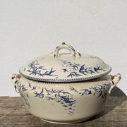 Iron earth tureen, Hirondelle model from the Lafitte factory in Bordeaux - old earthenware