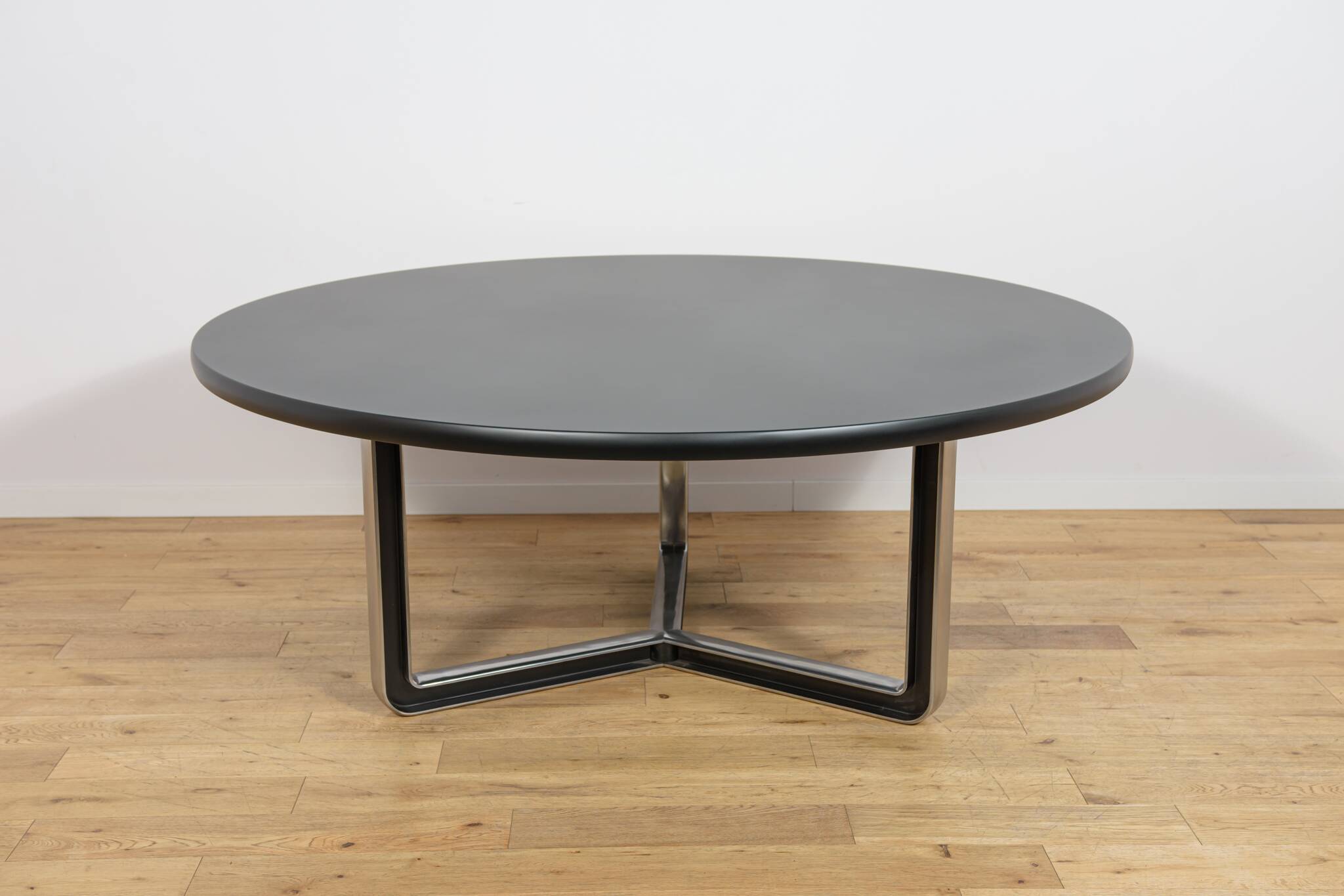 Mid-Century XXL Round Conference Table from Tecno, Italy, 1970s