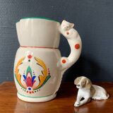 Pot à crème en faïence peint à la main et anse chat, 19e siècle