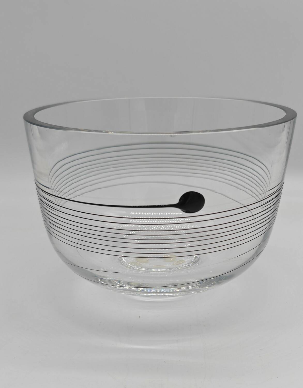 KOSTA BODA crystal bowl by Swedish designer Bertil Vallien