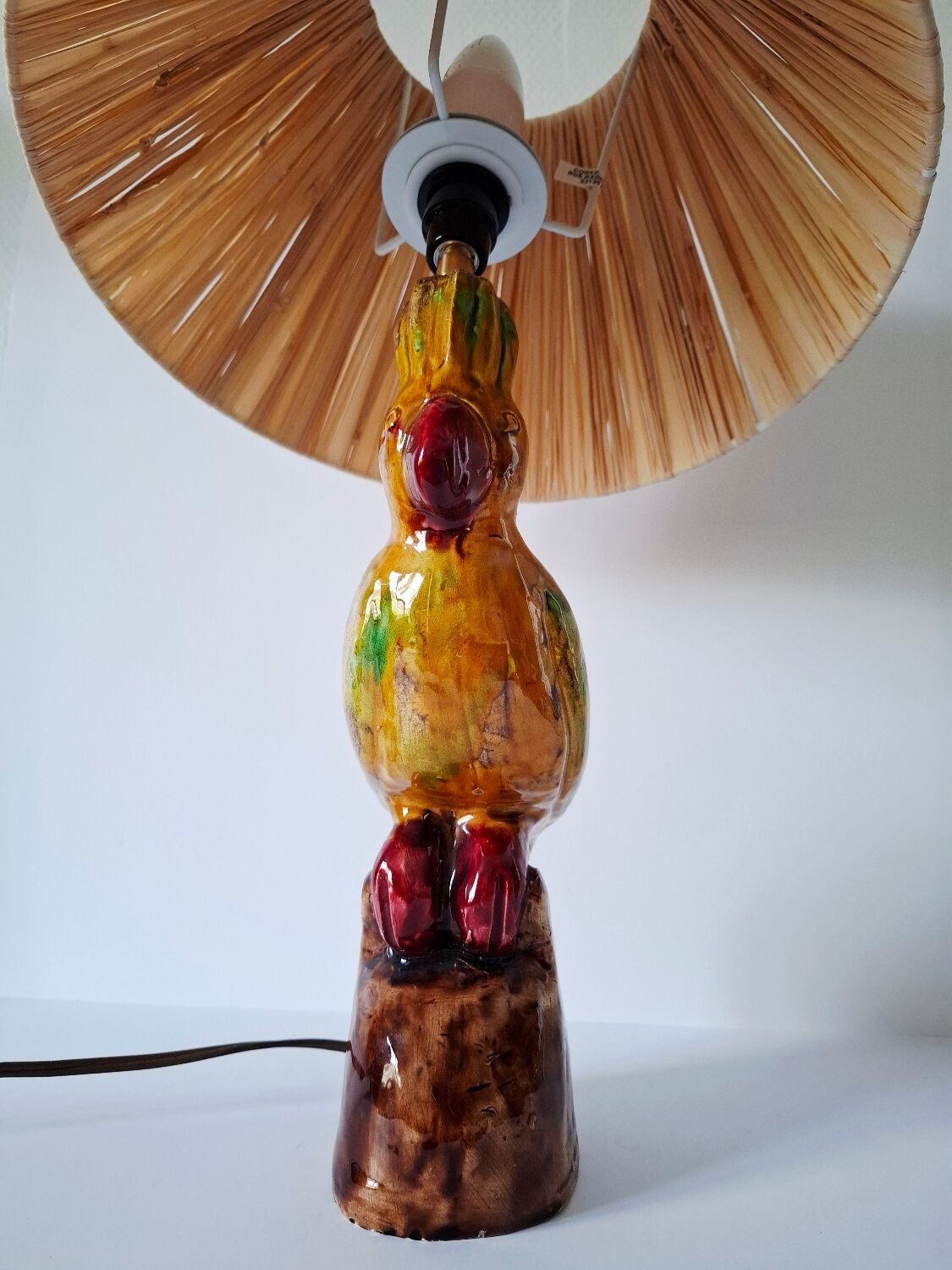 Zoomorphic ceramic lamp