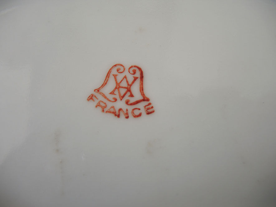 Limoges porcelain tableware set