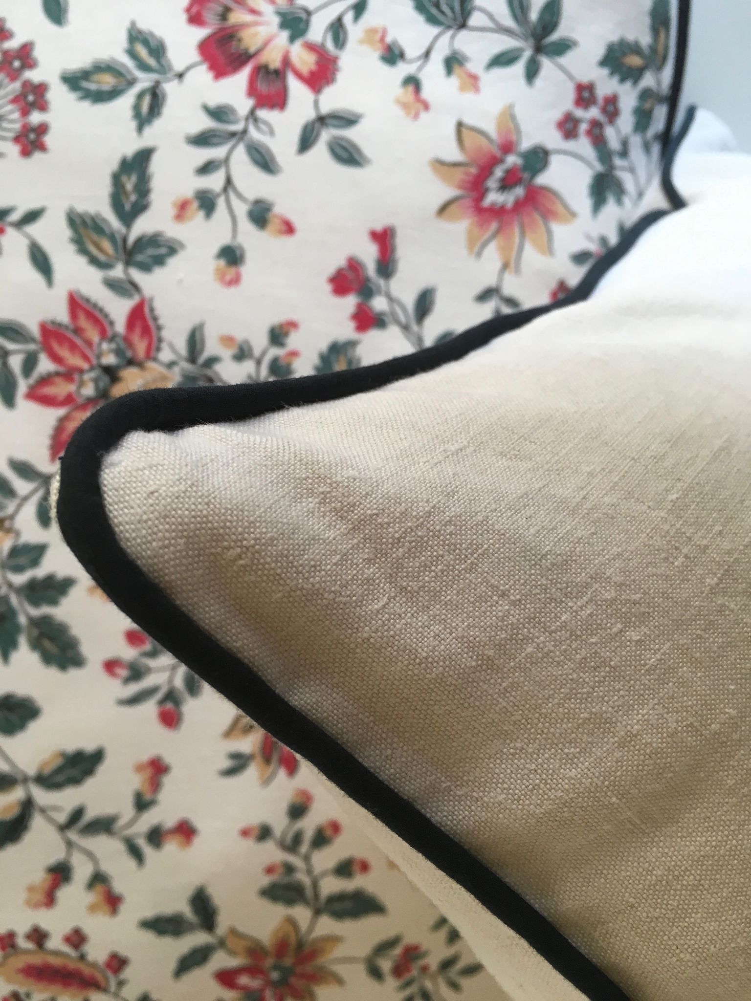 Cushion in old linen canvas 19th old black piping