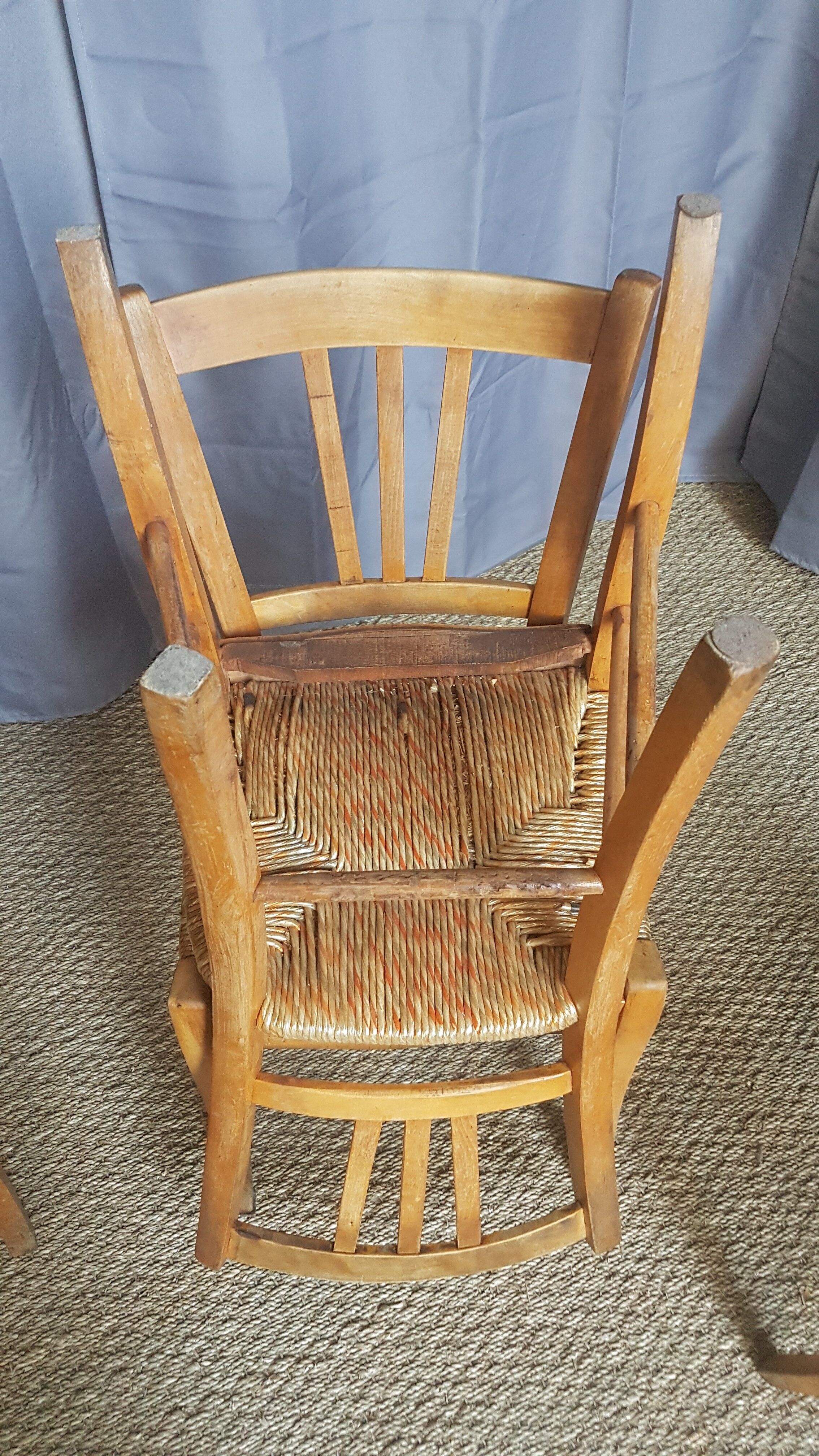 Series of 5 old mulched chairs