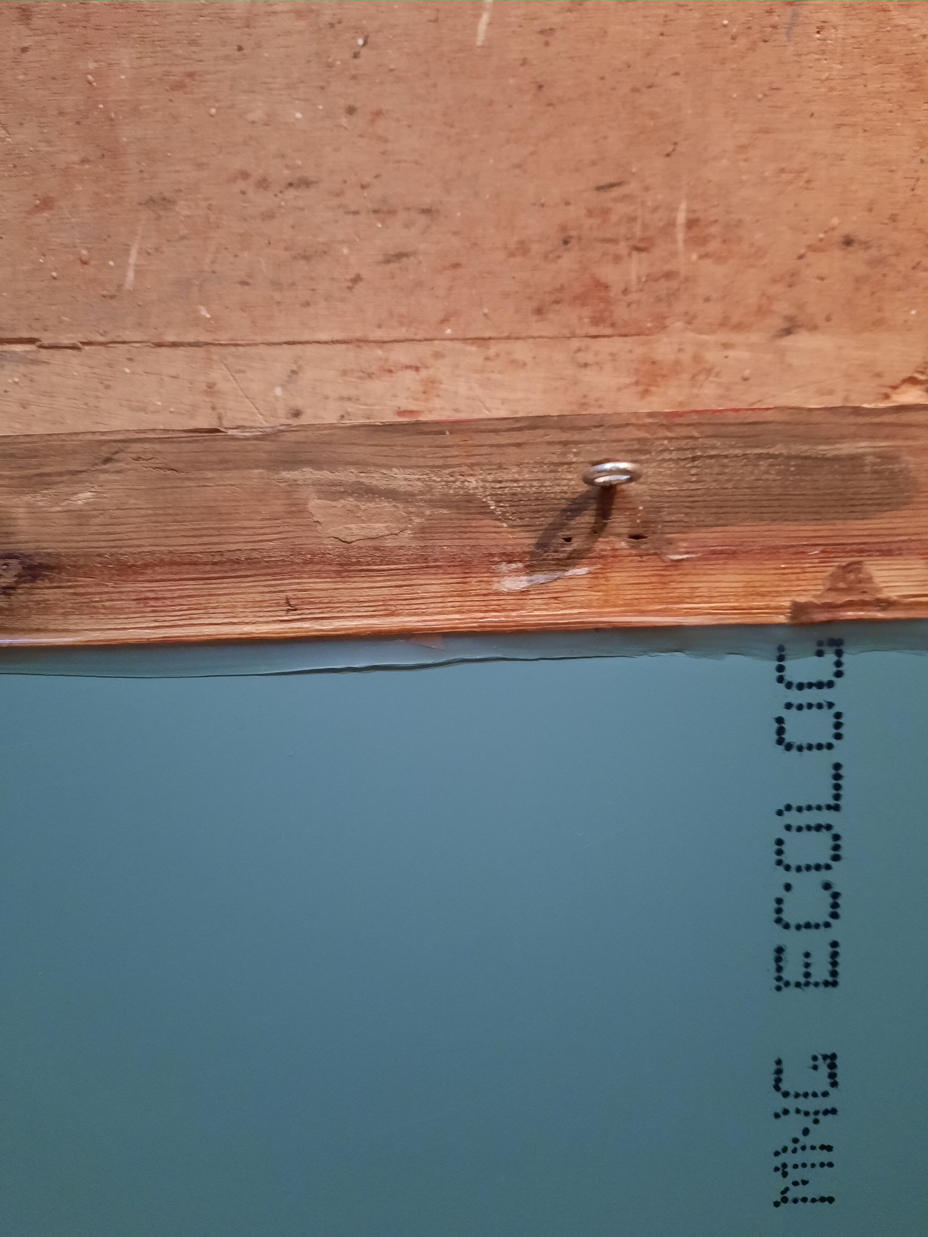 Miroir en bois doré