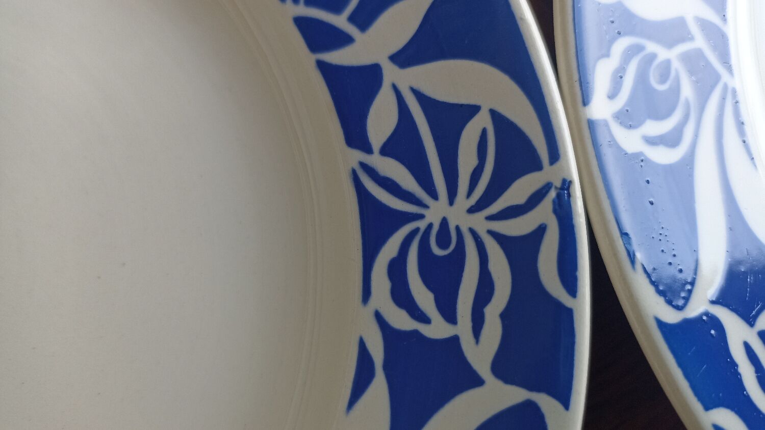 3 plates Digoin Sarreguemines Floral model