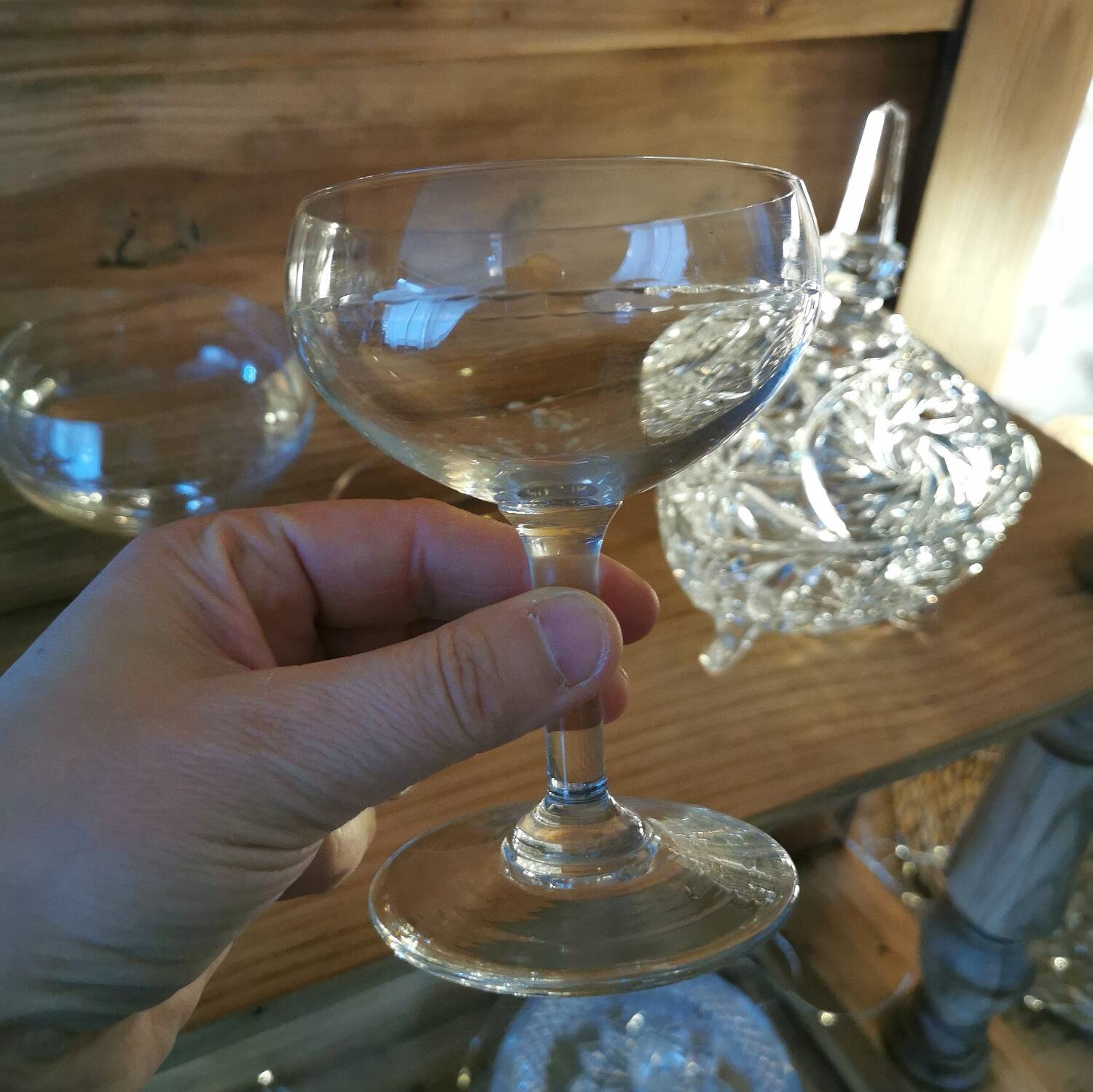 5 Champagne glasses in chiseled glass
