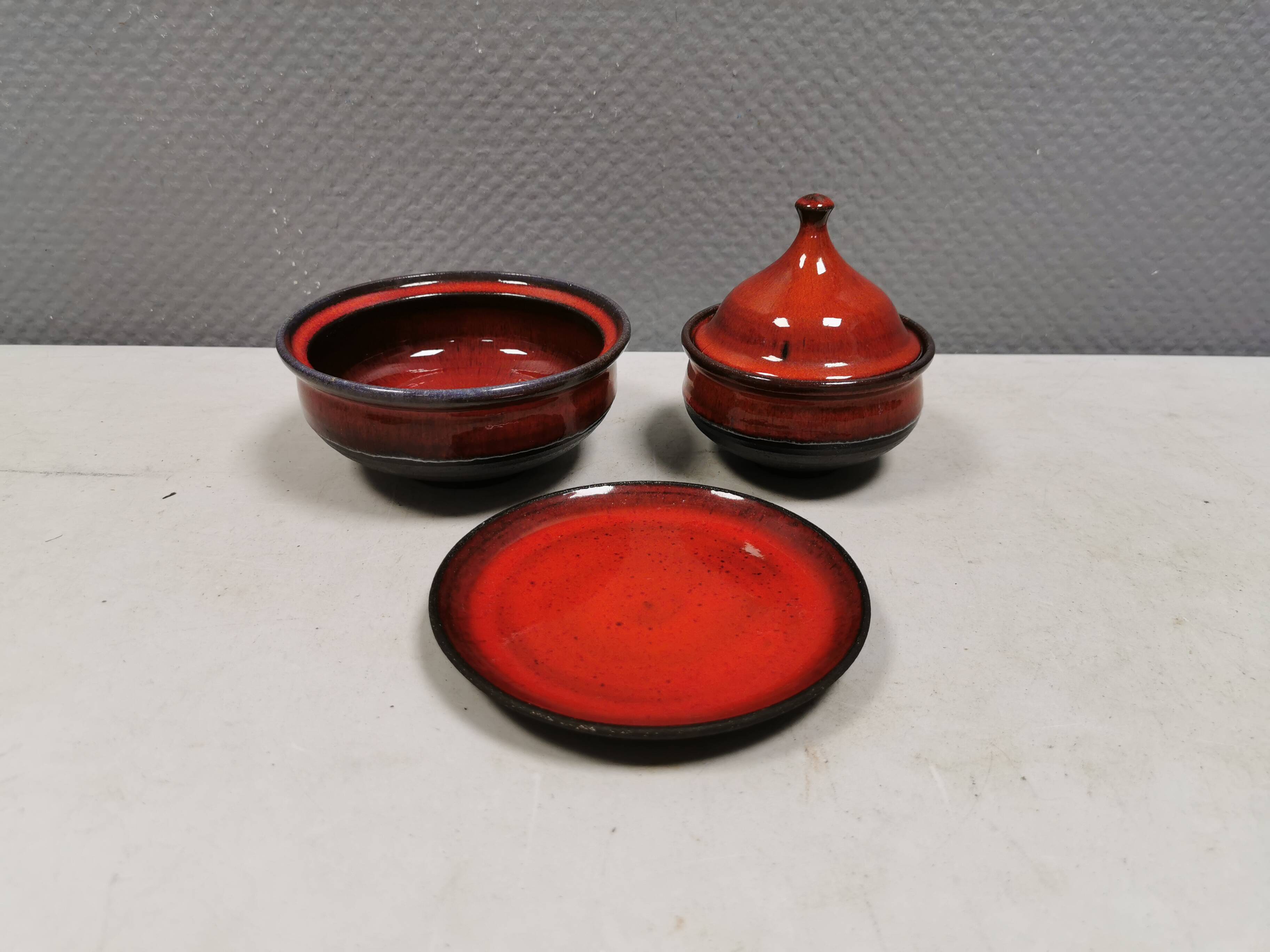 A lovely ceramic LOT from Danish Ditlev ceramics from the 1980s.