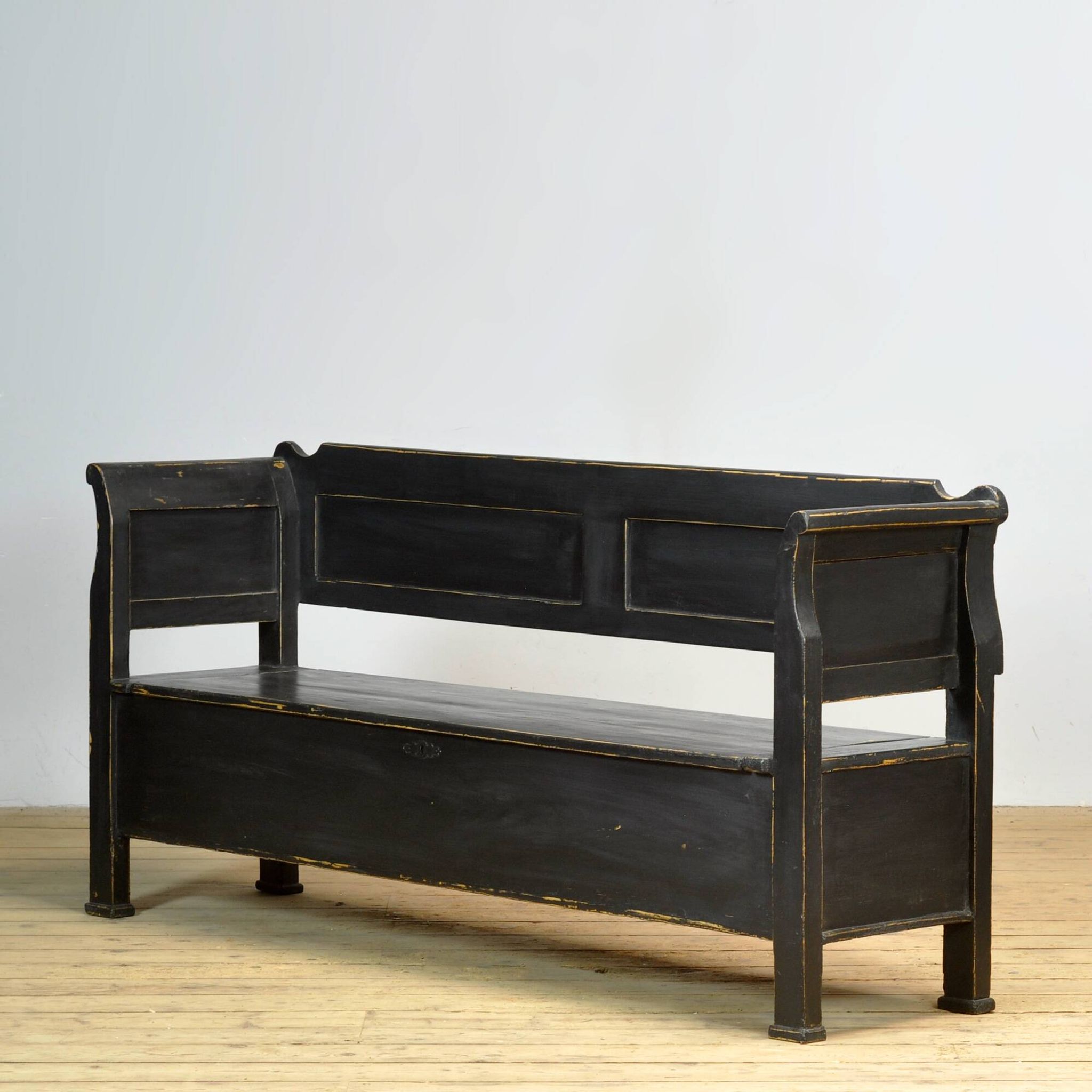 Antique pine drop-top bench, 1900s