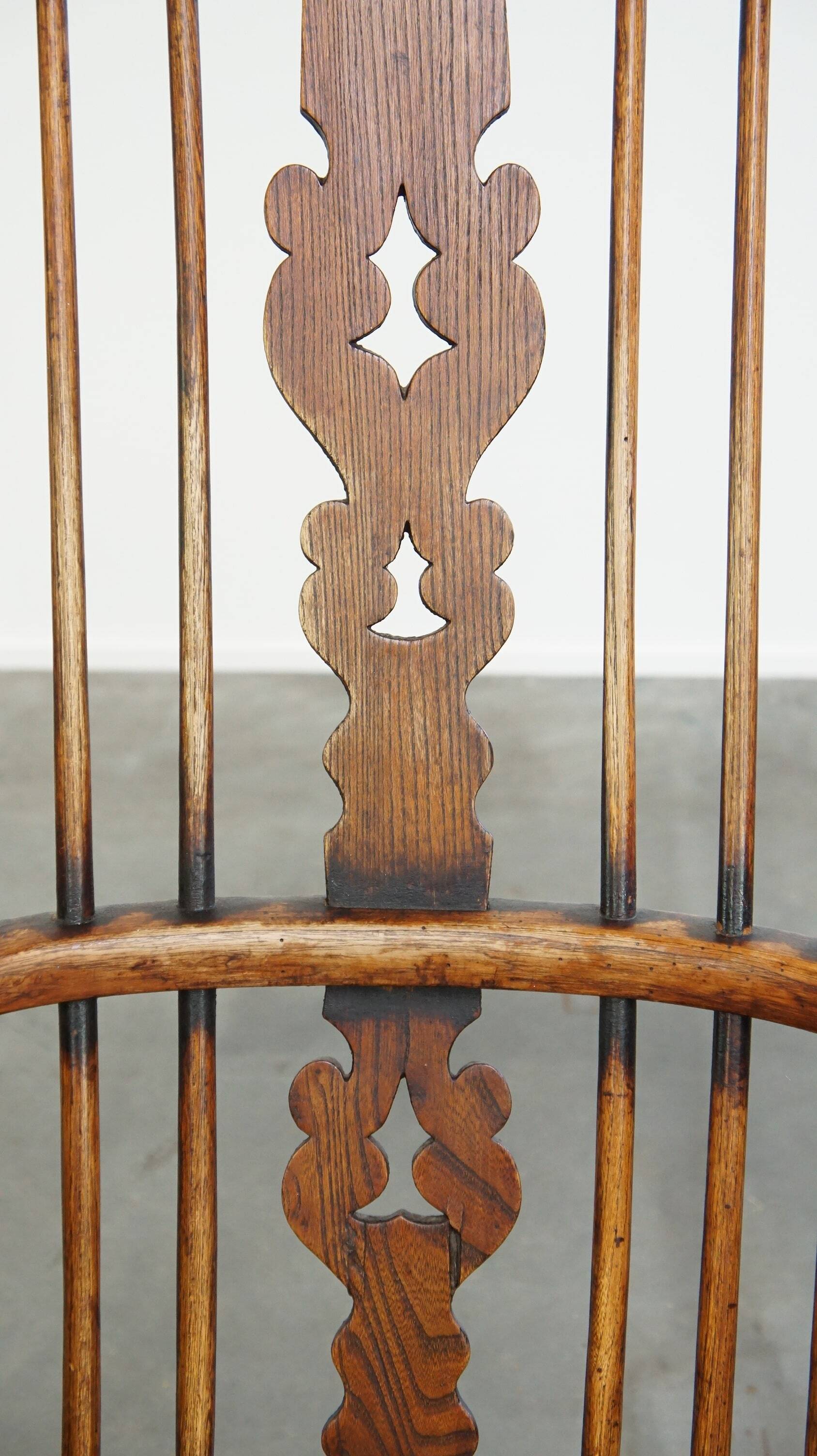 Antique English highback Windsor dining chair