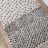 Handcrafted Moroccan Berber Rug 150 X 92 CM