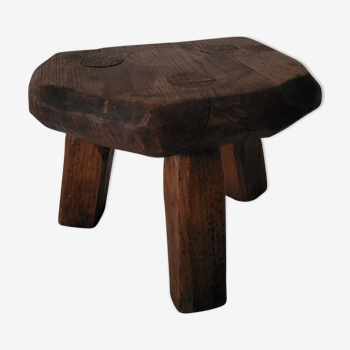 Tabouret tripode brutaliste