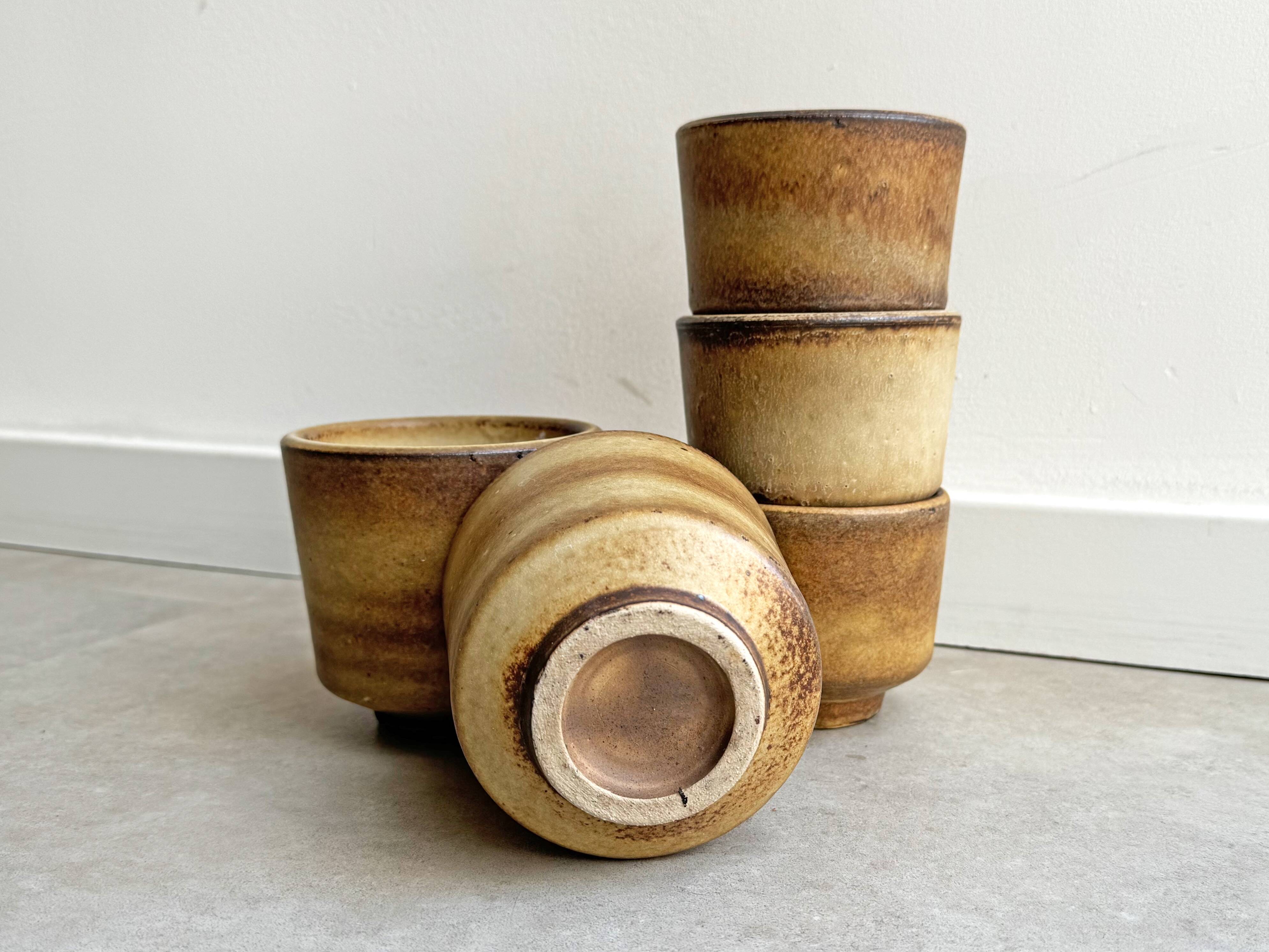 Set of 5 vintage Dutch ceramic 70s planters / flower pots