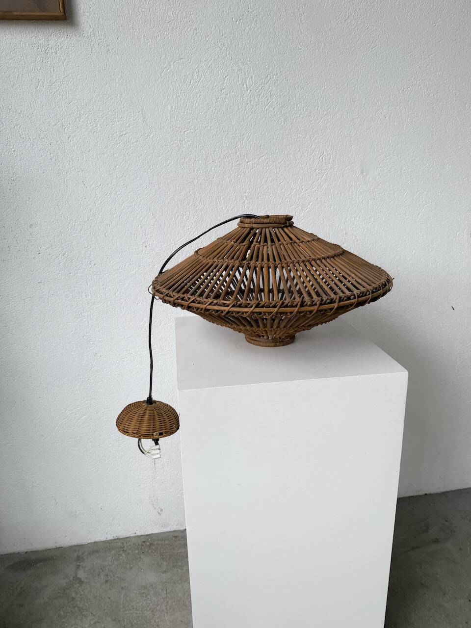 60s Ufo pendant light in Italian wicker