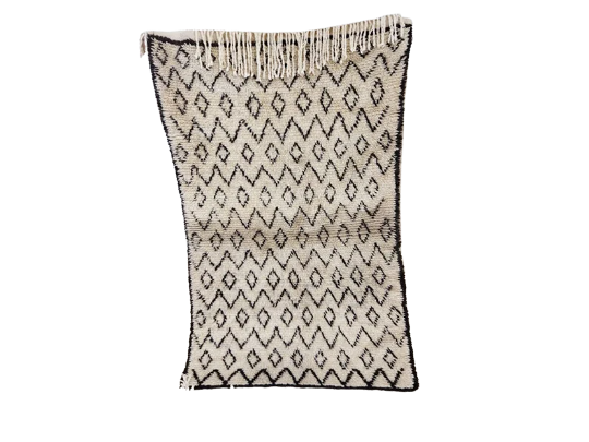 Handmade moroccan berber carpet 135 x 75 cm
