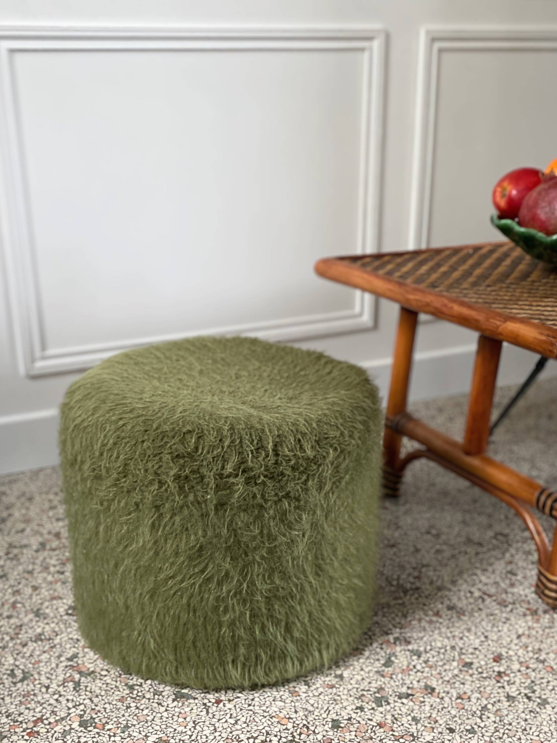 Pelfran pouf in vintage green mustache