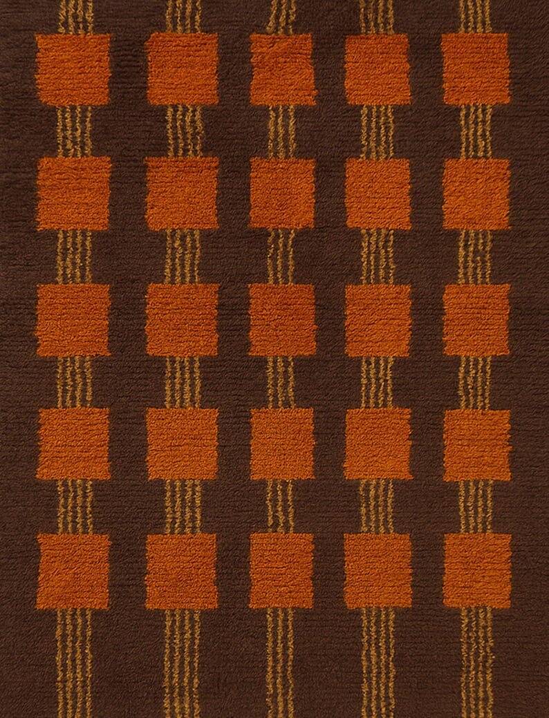 Handwoven traditional Berber rug size 1.4/2.5 m