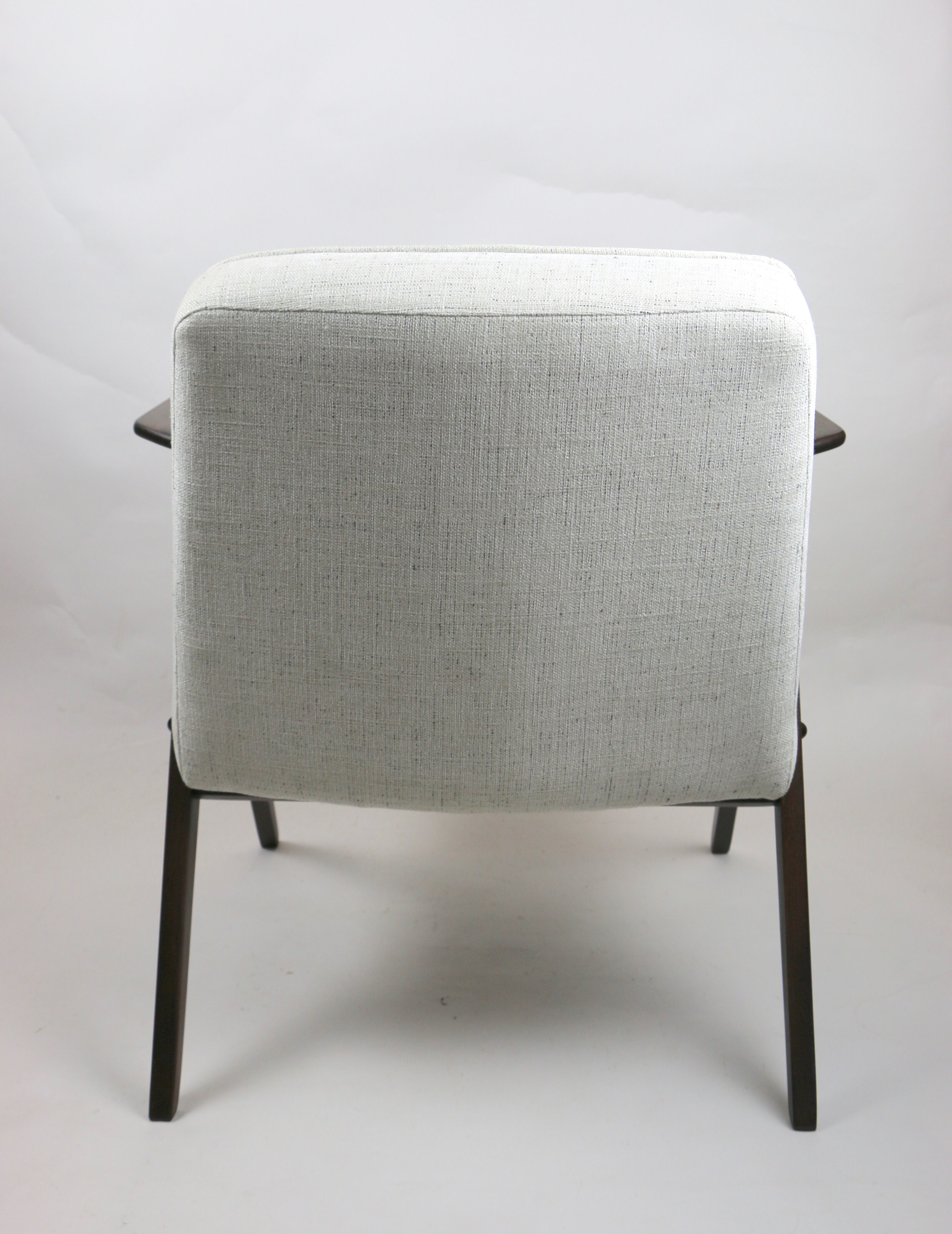 Fauteuil beige Bunny de Józef Chierowski, années 1970